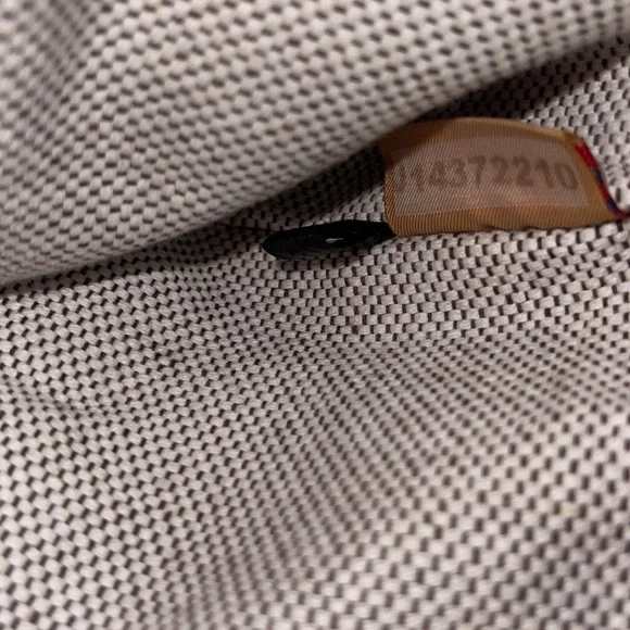 Dooney & Bourke City Flynn bag - Picture 7 of 13